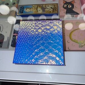 Z eyeshadow palette full of random Jeffree star shades